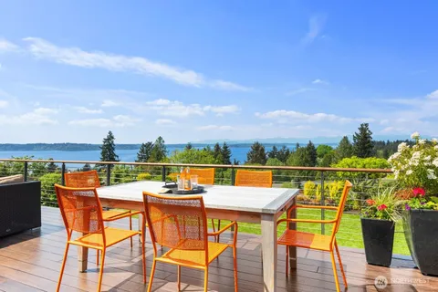 $2,250,000 | 8809 42nd Avenue Southwest, Seattle, WA 98136
