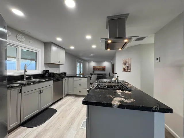 $254,900 | 2400 Alpine Boulevard, Unit 6, Alpine, CA 91901