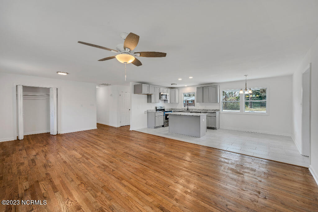 101 Riverside Drive Havelock, NC 28532 - Photo 11 of 45 10