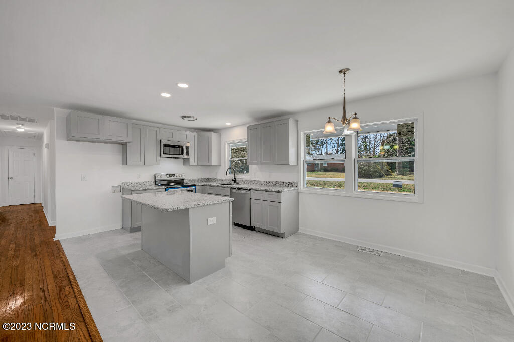 101 Riverside Drive Havelock, NC 28532 - Photo 12 of 45 11