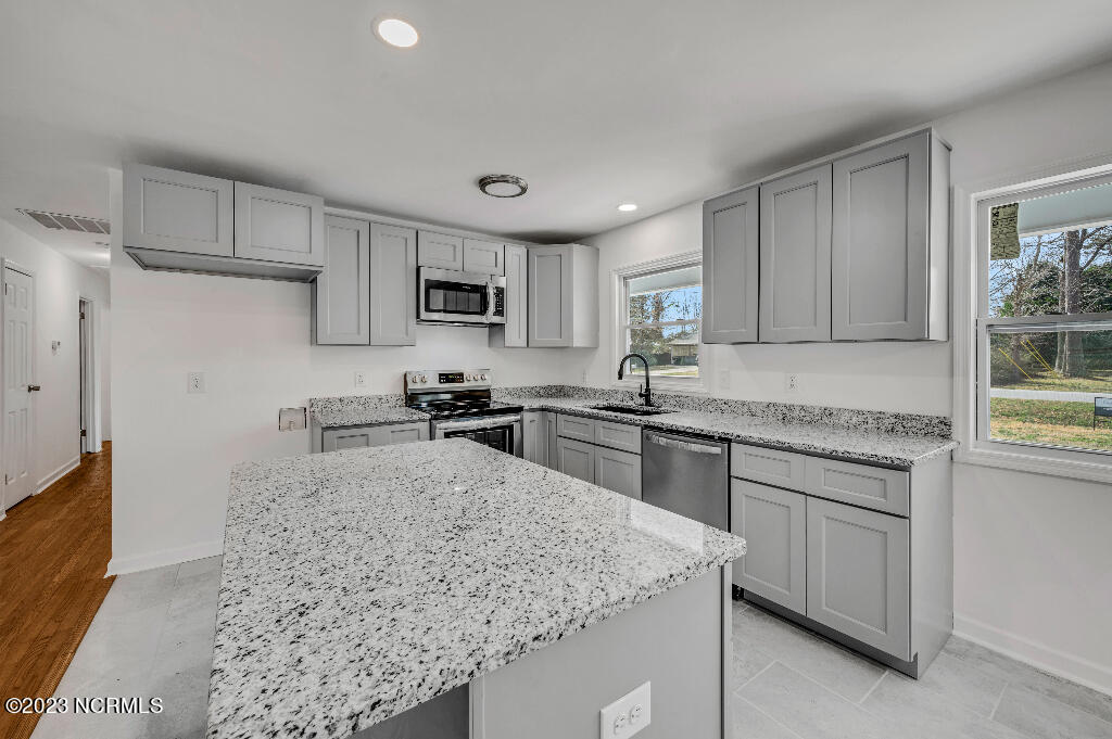 101 Riverside Drive Havelock, NC 28532 - Photo 16 of 45 15