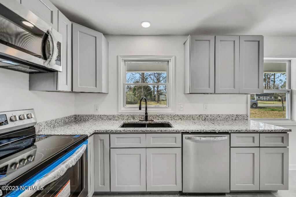 101 Riverside Drive Havelock, NC 28532 - Photo 18 of 45 17