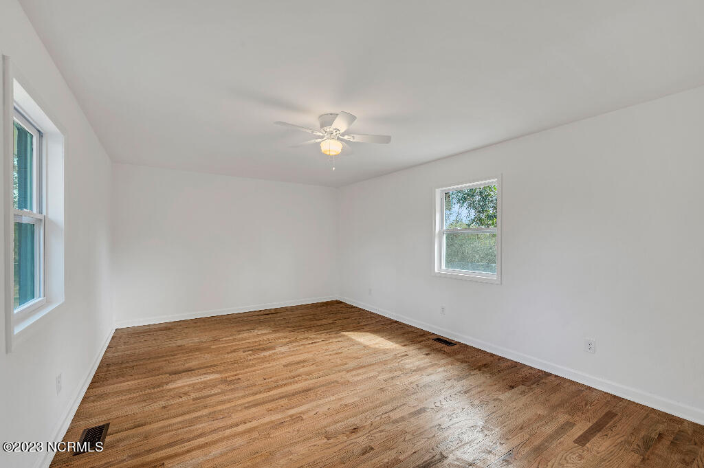 101 Riverside Drive Havelock, NC 28532 - Photo 39 of 45 38