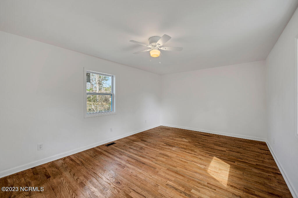 101 Riverside Drive Havelock, NC 28532 - Photo 40 of 45 39