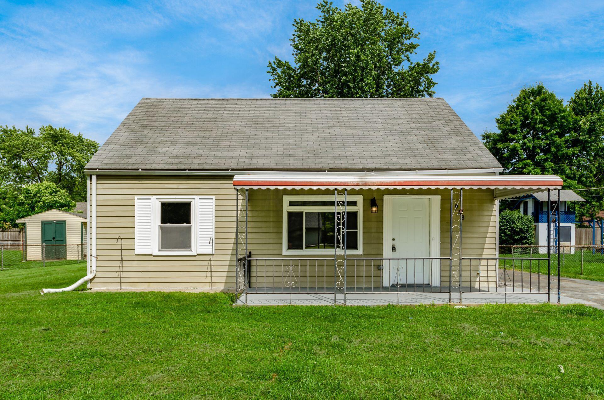 938 Bucknell Road Columbus, OH 43213 - Photo 2 of 35 002_8156bd_g bucknell rd-02-2