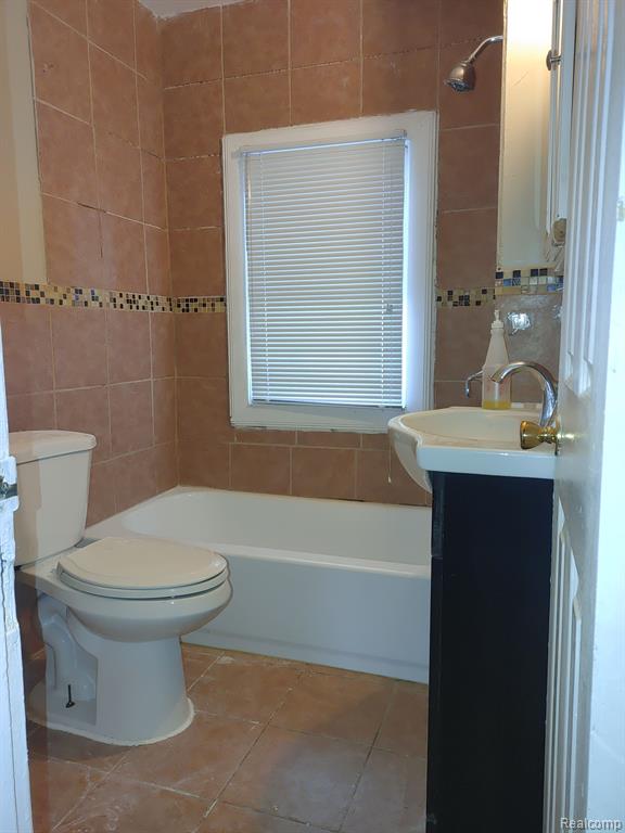 6321 Miller Road Dearborn, MI 48126 - Photo 3 of 9