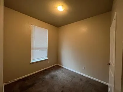 $1,200 | 1013 Fir Lane, Lockhart, TX 78644