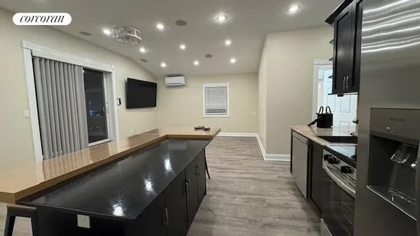 $3,275 | 162-16 77th Road, Unit 2 | Hillcrest