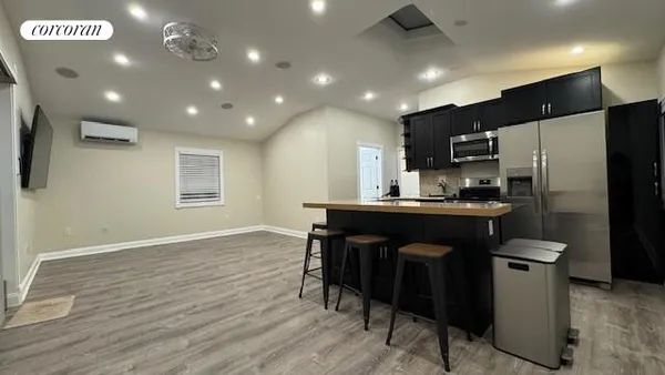 $3,275 | 162-16 77th Road, Unit 2 | Hillcrest