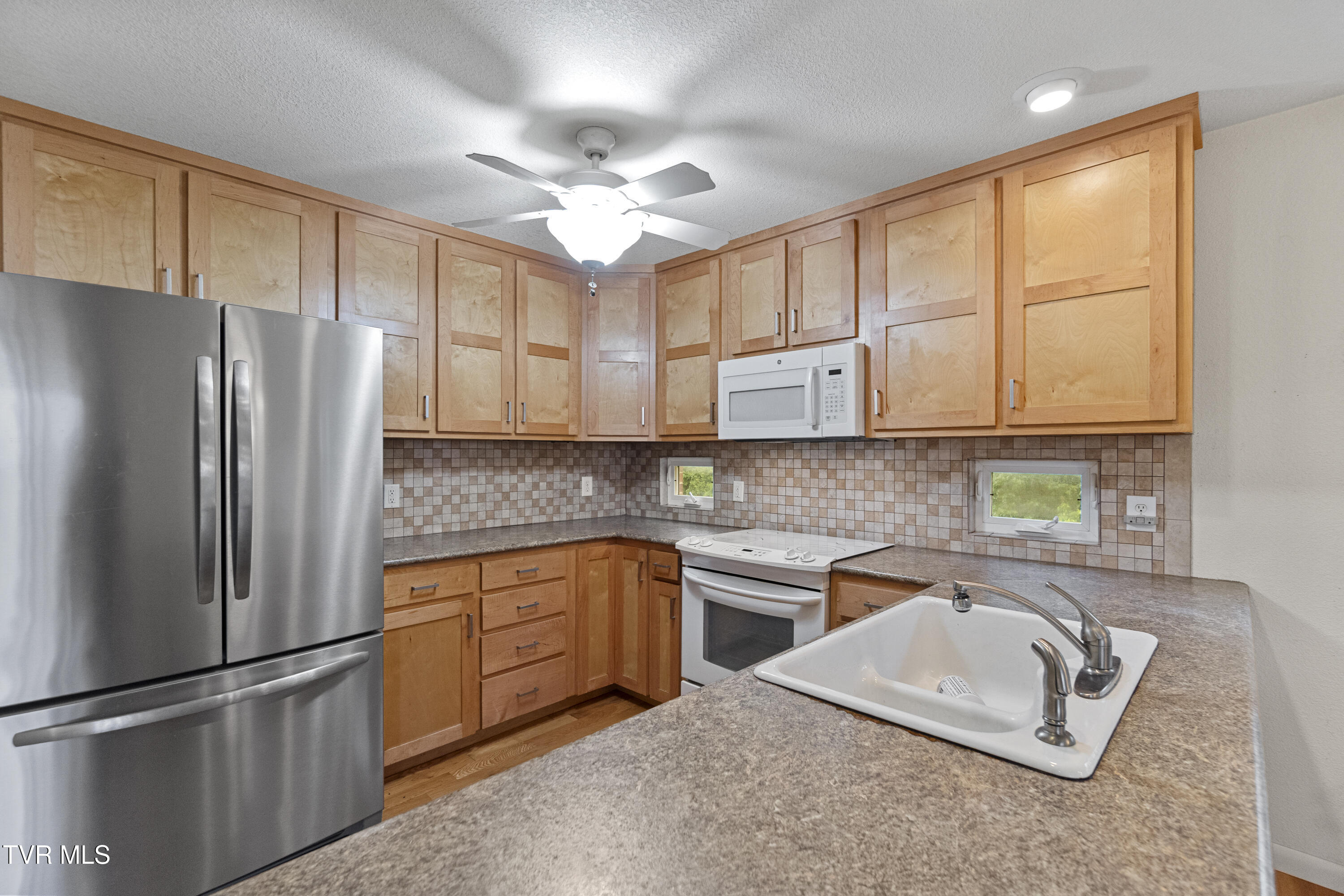 872 Doyle Davis Road Greeneville, TN 37743 - Photo 20 of 34 DSC01103