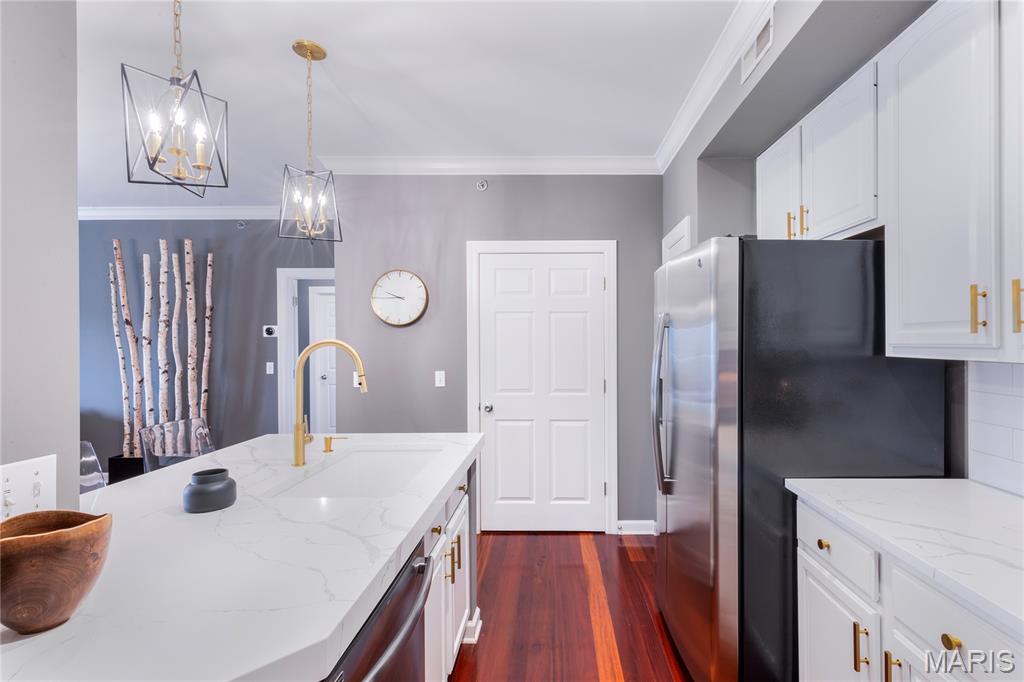 13101 Mill Crossing Court, Unit 302 St. Louis, MO 63141 - Photo 6 of 41