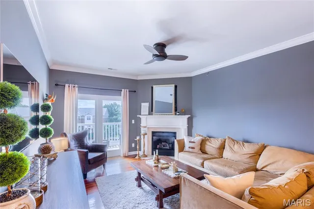 $299,900 | 13101 Mill Crossing Court, Unit 302, St. Louis, MO 63141