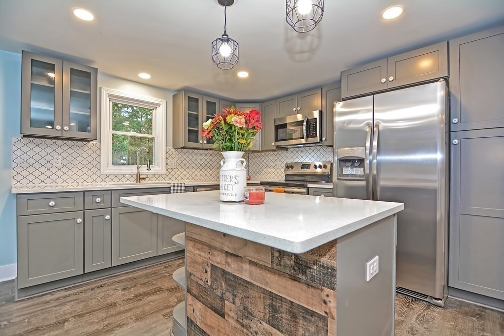533 Wareham Road Plymouth, MA 02360 - Photo 19 of 34 Gallery Image 19