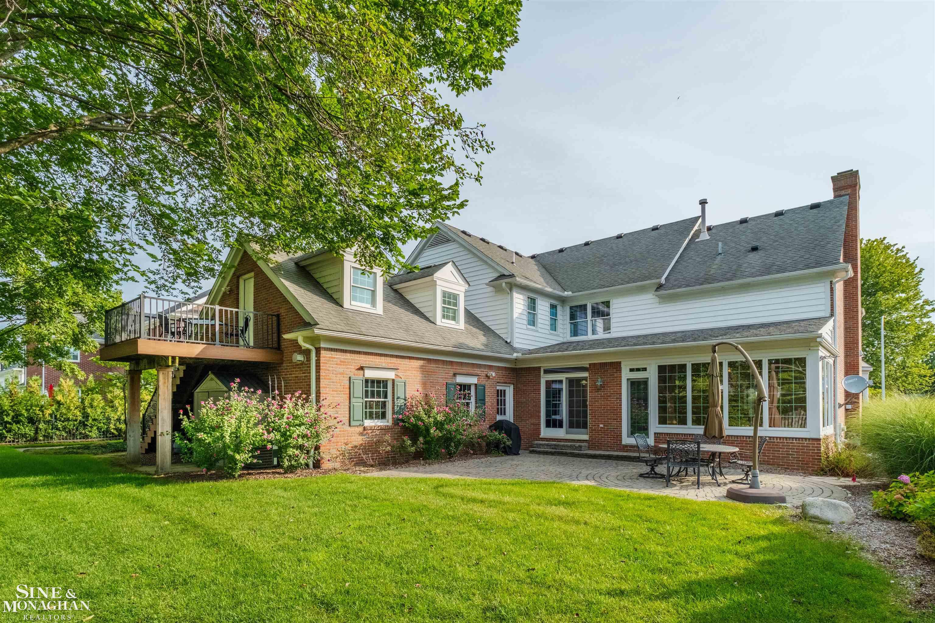 825 Bishop Road Grosse Pointe, MI 48230 - Photo 47 of 67 50189174-d2655301-f2bc-475d-808f-b2e417c1706c.JPG