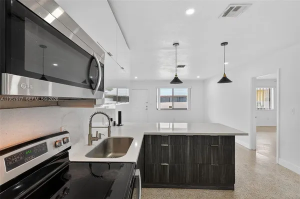 $3,490 | 4727 Northwest 4th Street, Unit 4727, Miami, FL 33126