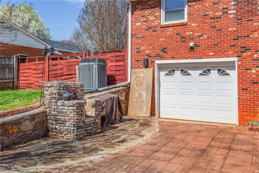 1331 Bethania-Rural Hall Road Winston-Salem, NC 27106 - Photo 40 of 47