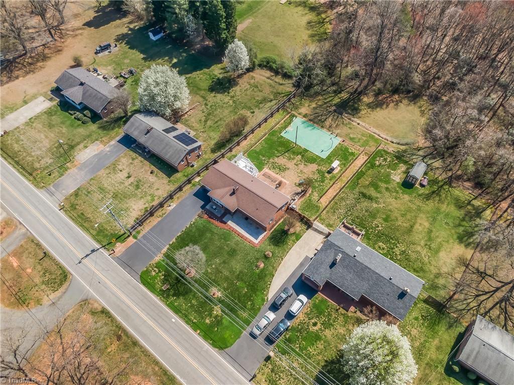 1331 Bethania-Rural Hall Road Winston-Salem, NC 27106 - Photo 46 of 47