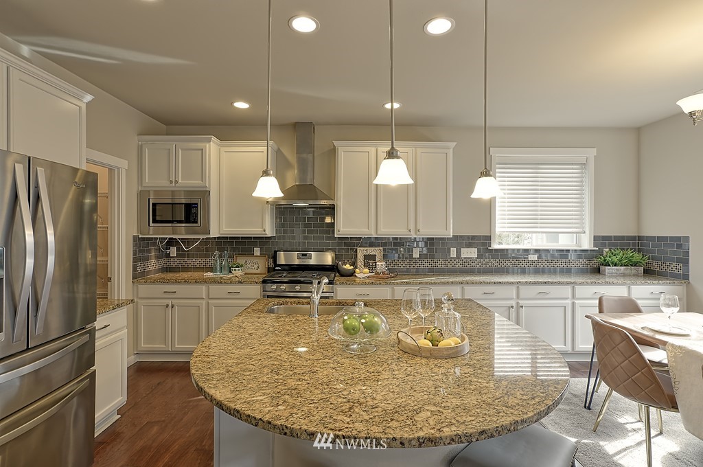 3526 176th Place Southeast Bothell, WA 98012 - Photo 4 of 24 Gallery Image 4