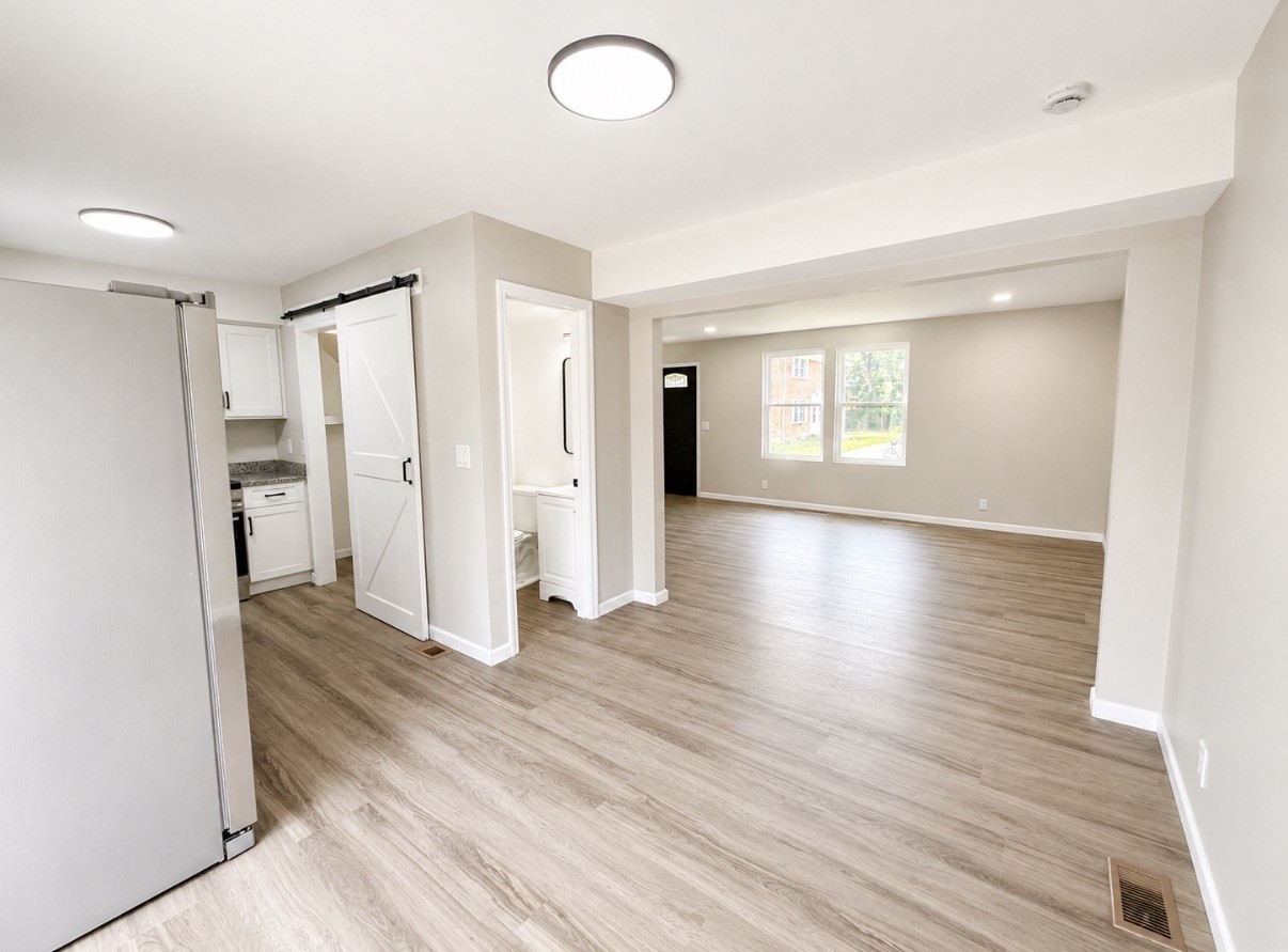 607 Bellevue Road North Nashville, TN 37221 - Photo 4 of 15 Gallery Image 4