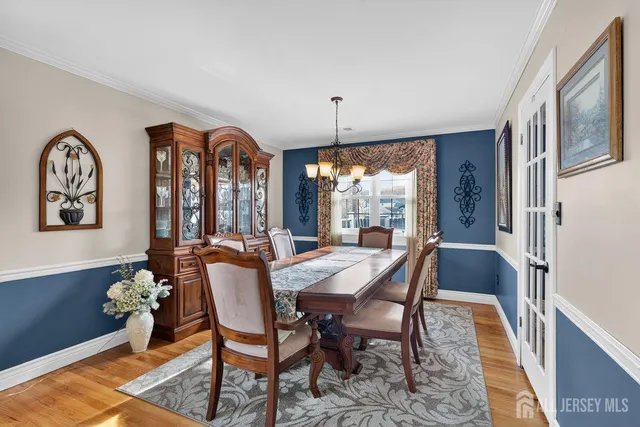 $695,000 | 10 Barbara Place, Sayreville, NJ 08872