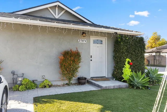 $3,000 | 2549 Young Avenue, Unit B, Thousand Oaks, CA 91360