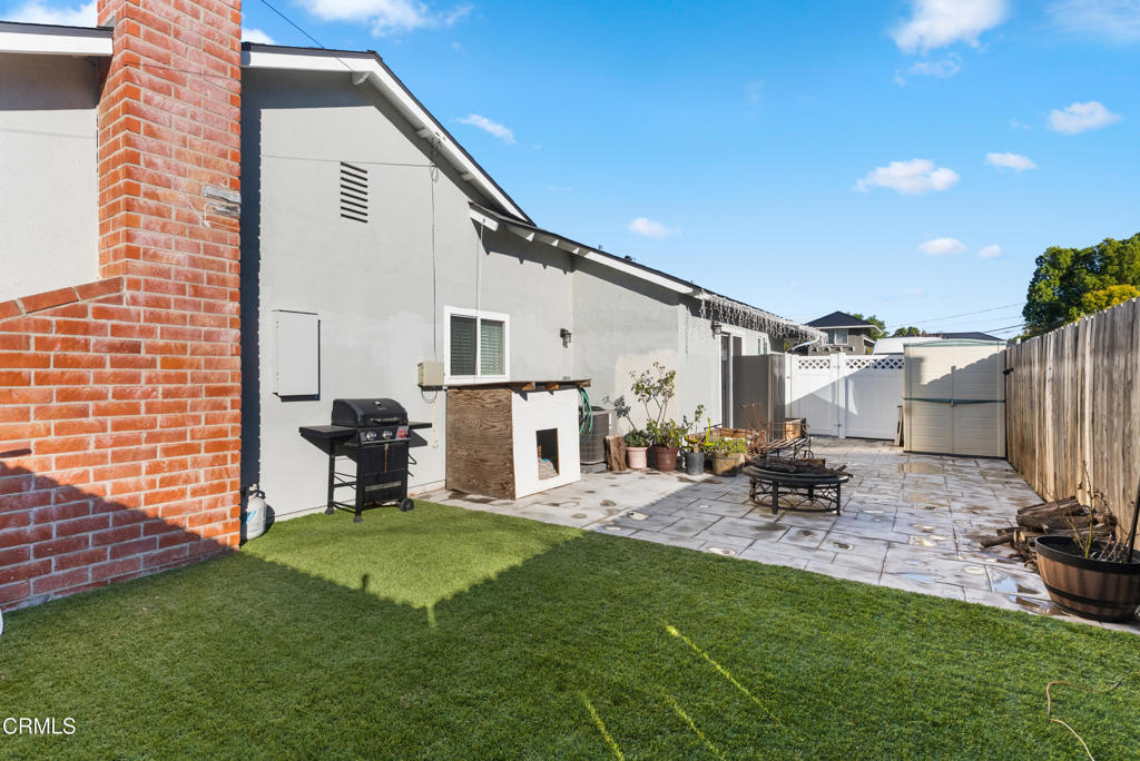 2549 Young Avenue, Unit B Thousand Oaks, CA 91360 - Photo 13 of 14 a front view of a house with patio