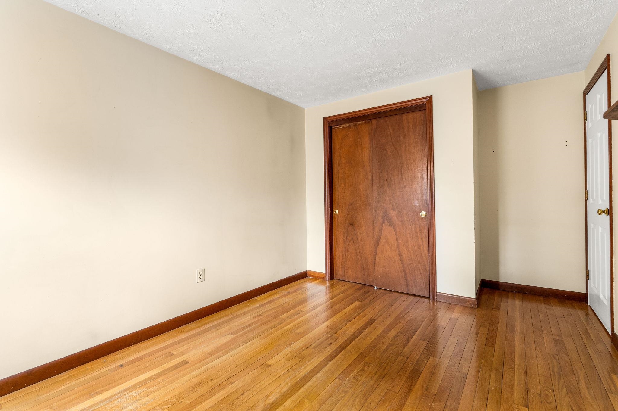 6 Sirod Road Windham, NH 03087 - Photo 34 of 47