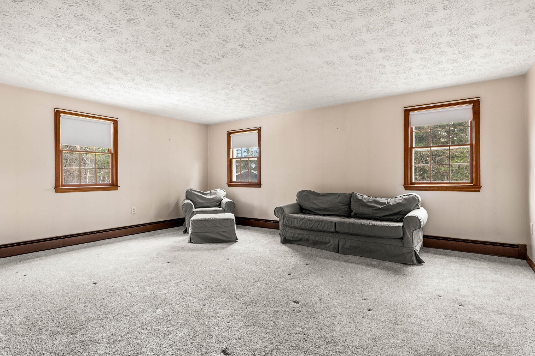 6 Sirod Road Windham, NH 03087 - Photo 37 of 47