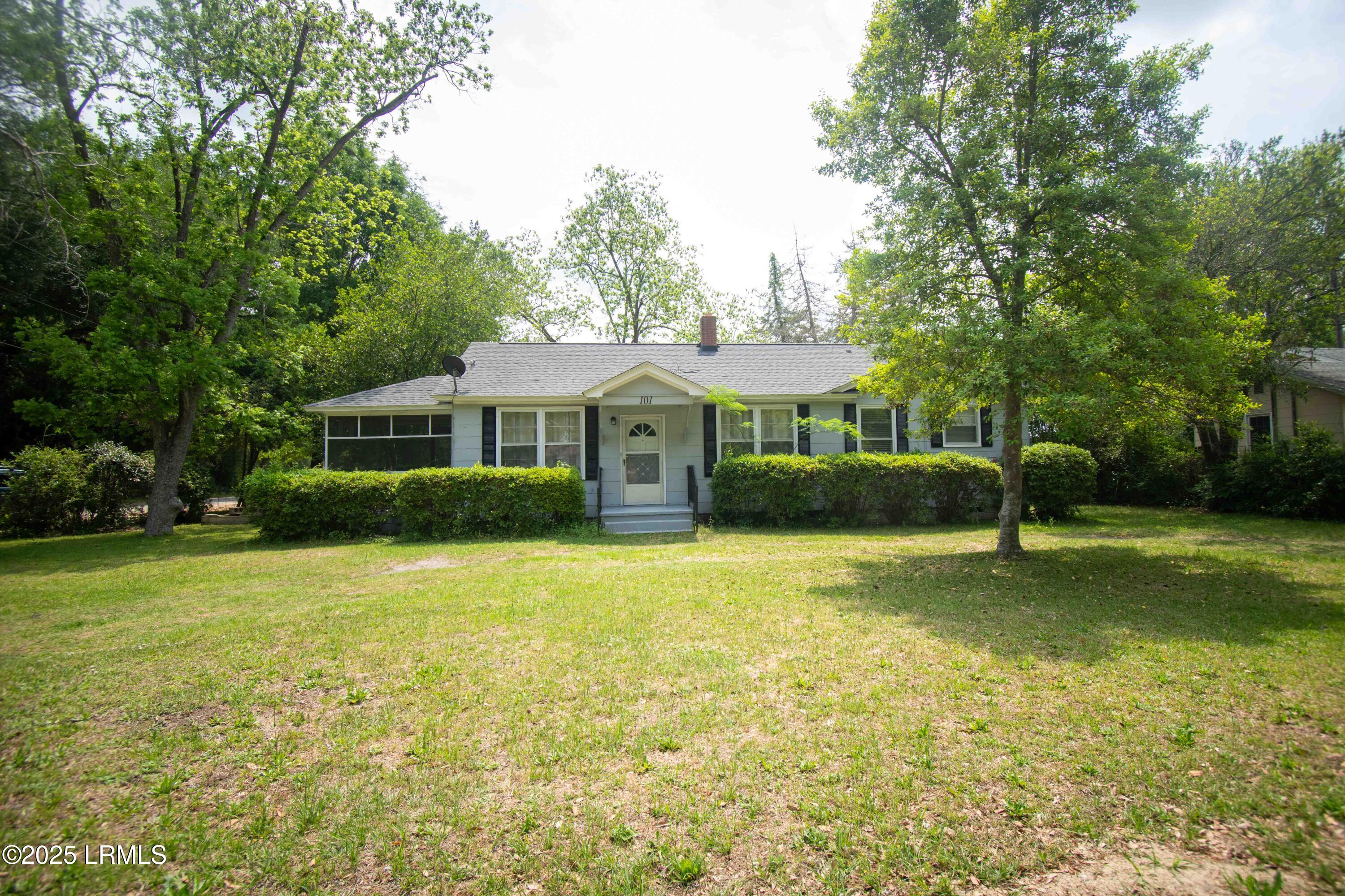 101 Brabham Street Brunson, SC 29911 - Photo 2 of 27 101 -2