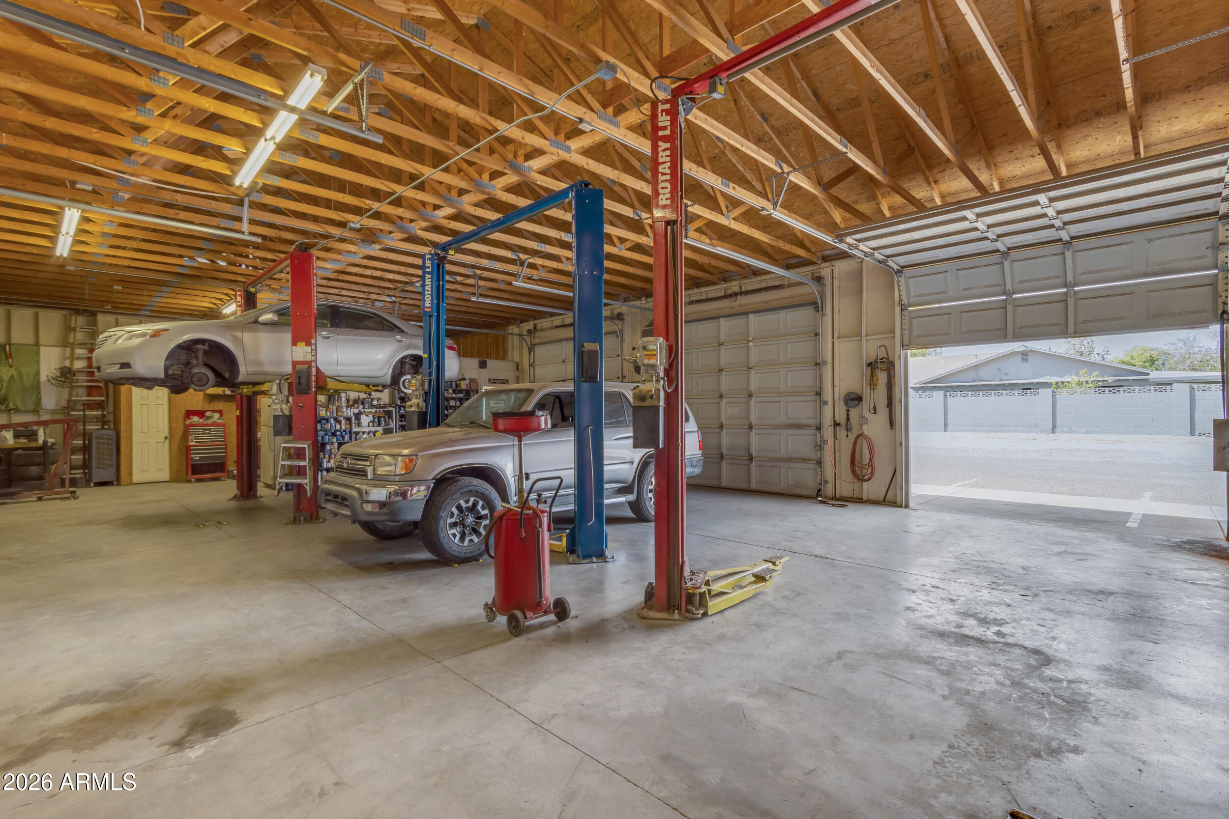 16555 West Lower Buckeye Road Goodyear, AZ 85338 - Photo 41 of 55 Professional Workshop Space