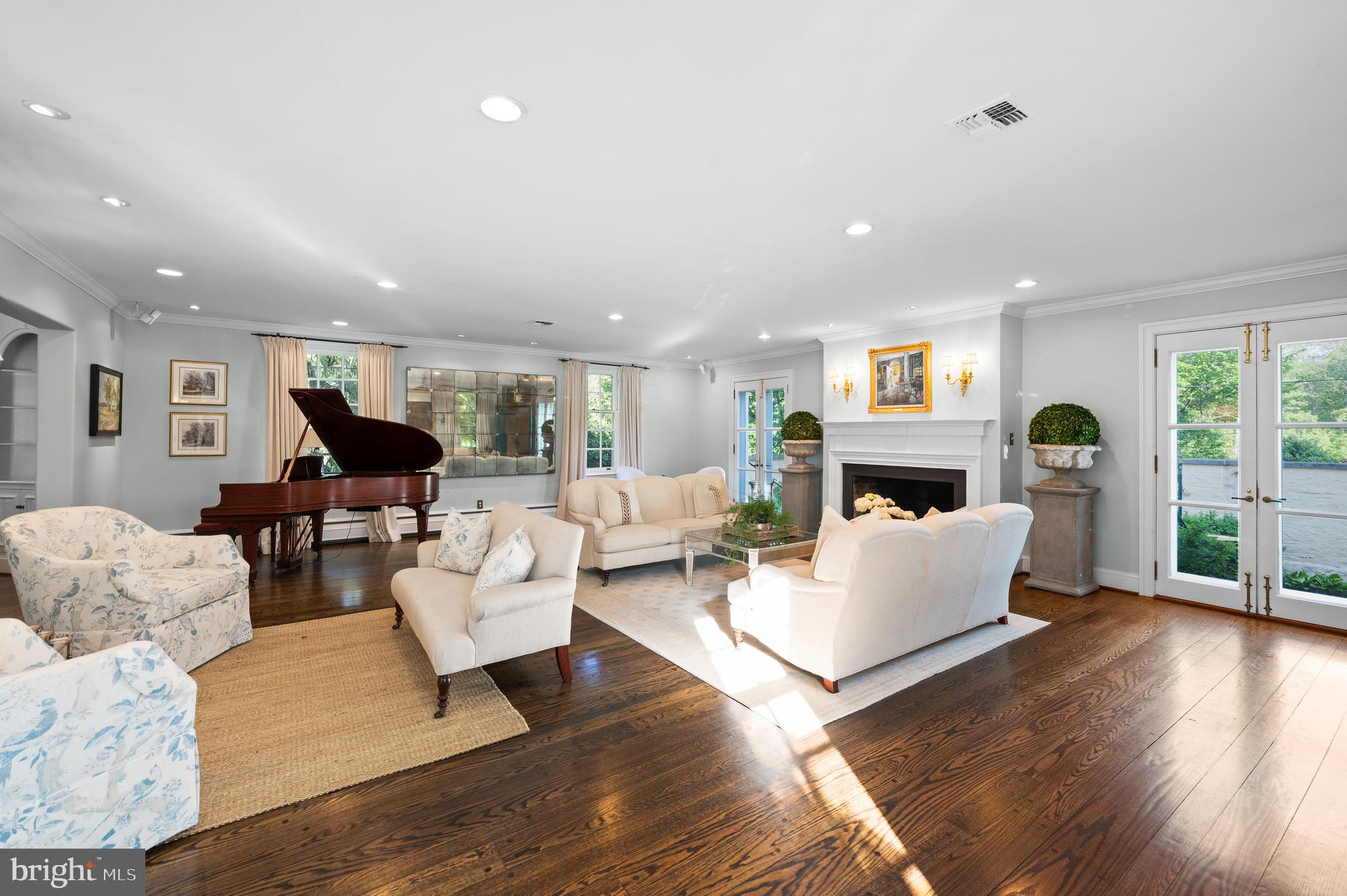 4 Welwyn Road Wayne, PA 19087 - Photo 12 of 81