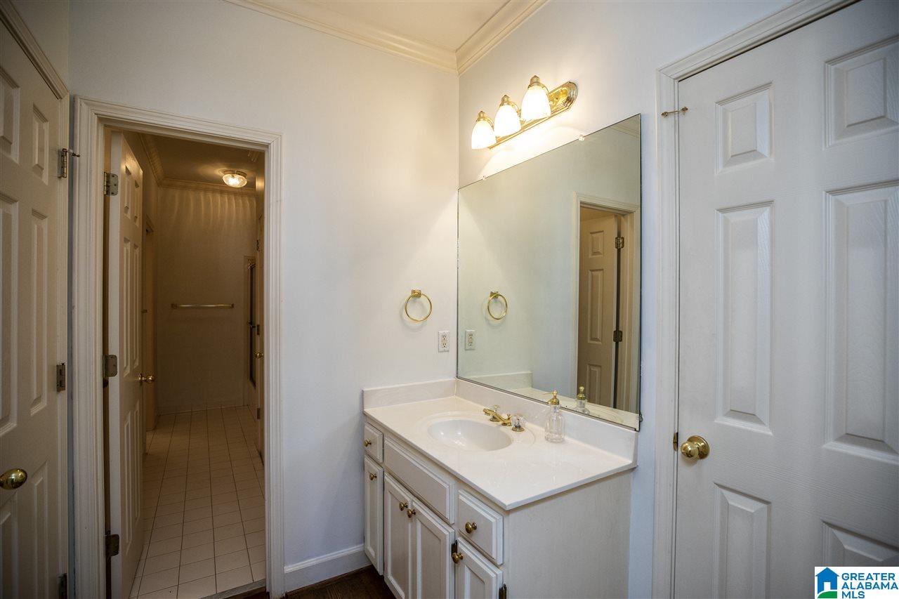 2205 Hidden Ridge Circle Birmingham, AL 35243 - Photo 38 of 48 Gallery Image 38
