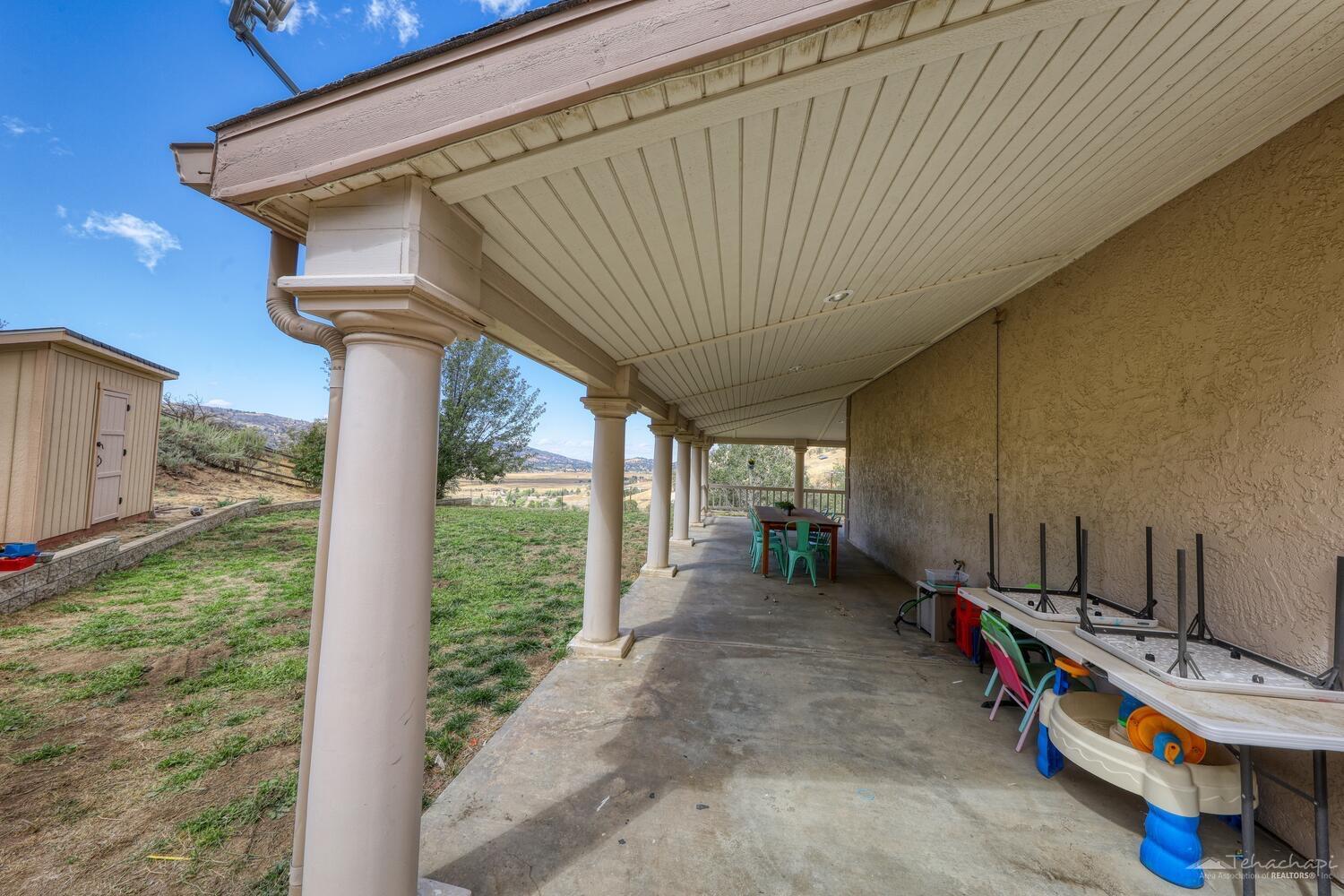 26250 Cumberland Road Tehachapi, CA 93561 - Photo 5 of 25 Gallery Image 5