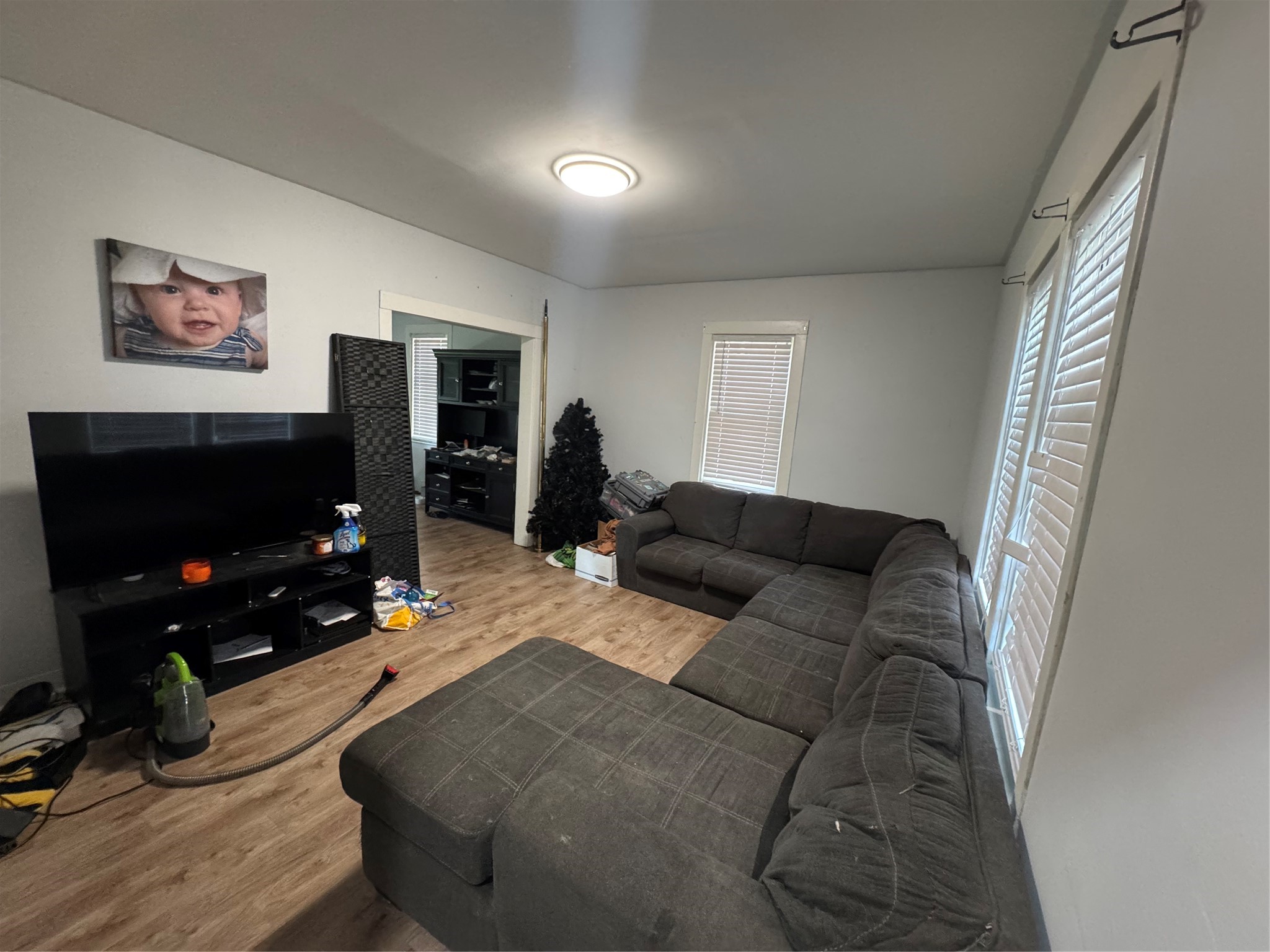 1739 West 14th Street Erie, PA 16505 - Photo 4 of 18 Gallery Image 4