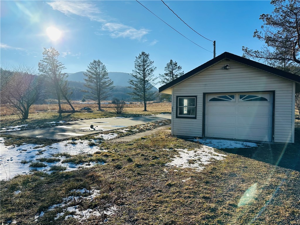 171 Cronk Lane Roxbury, NY 12434 - Photo 2 of 15