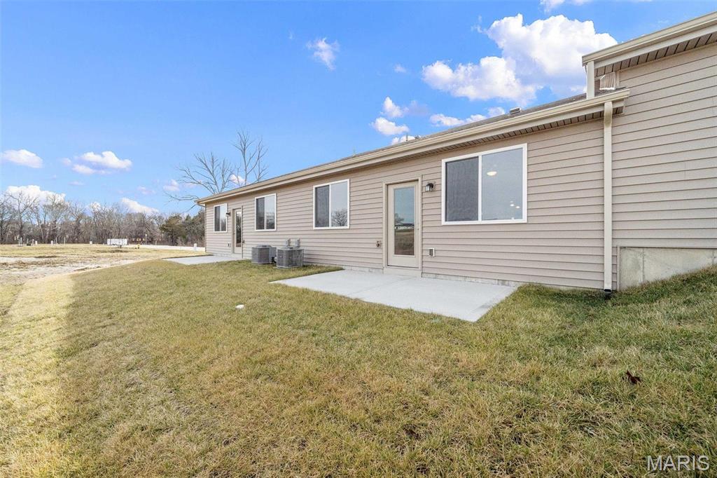 887 Walter Way Washington, MO 63090 - Photo 20 of 21