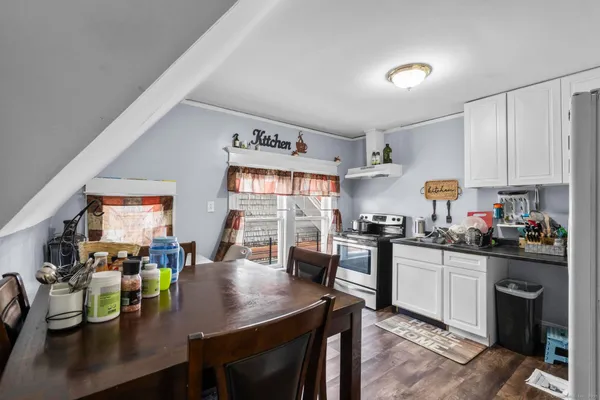 $825,000 | 1146-1148 Iranistan Avenue, Bridgeport, CT 06605