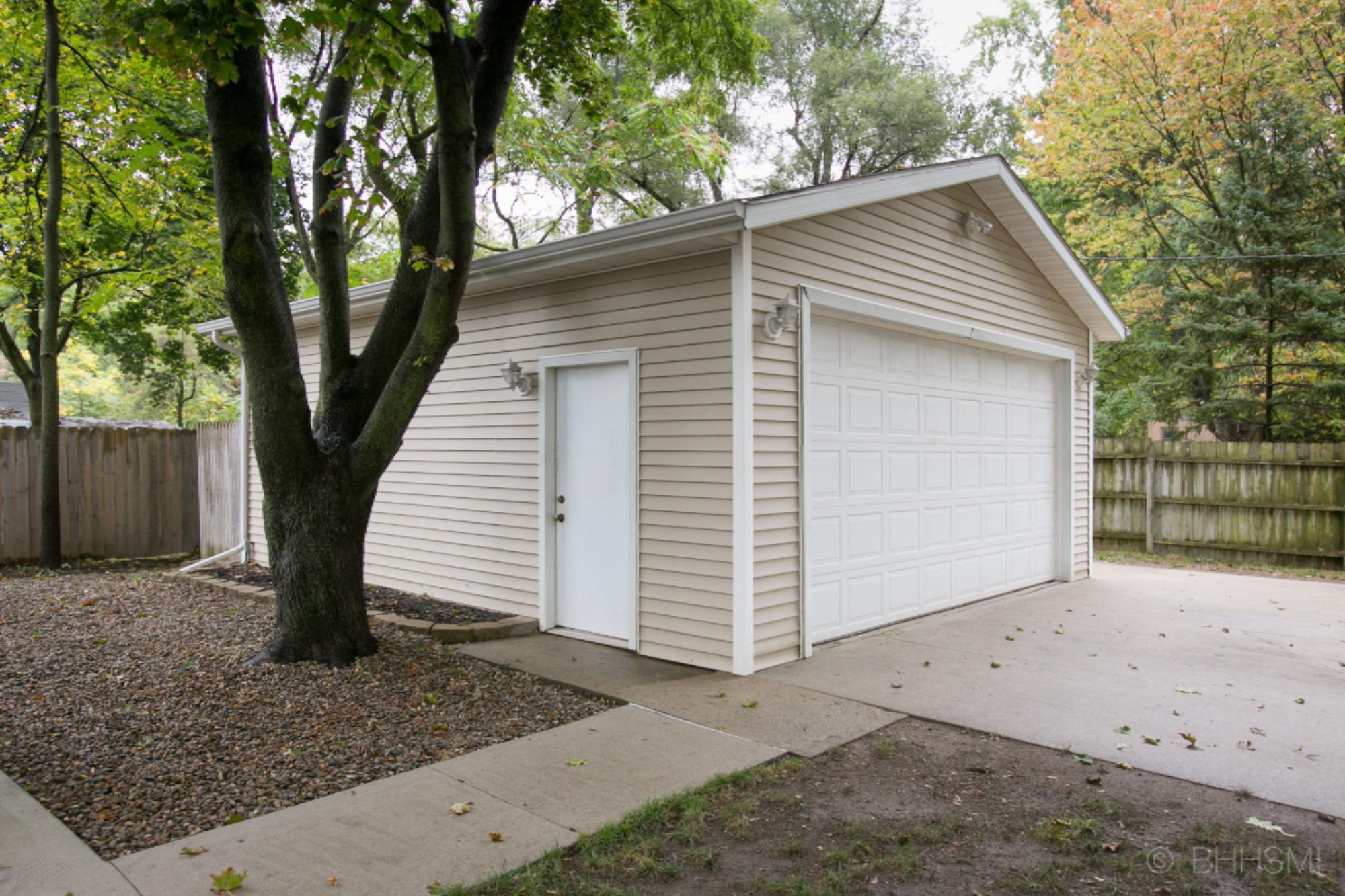 10939 Portage Road Portage, MI 49002 - Photo 3 of 35 10939 portage rd-120