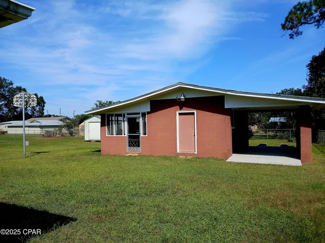 $175,000 | 2080 Gorrie Avenue, Sneads, FL 32460