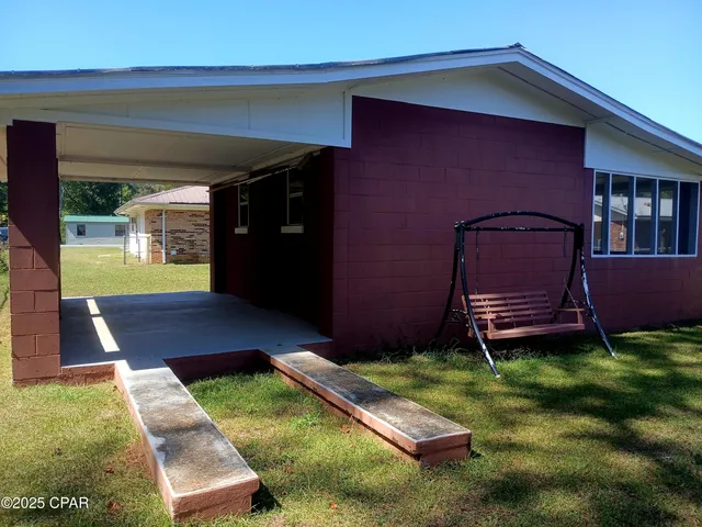 $175,000 | 2080 Gorrie Avenue, Sneads, FL 32460