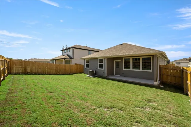 $1,950 | 224 Kickapoo Lane, Kyle, TX 78640