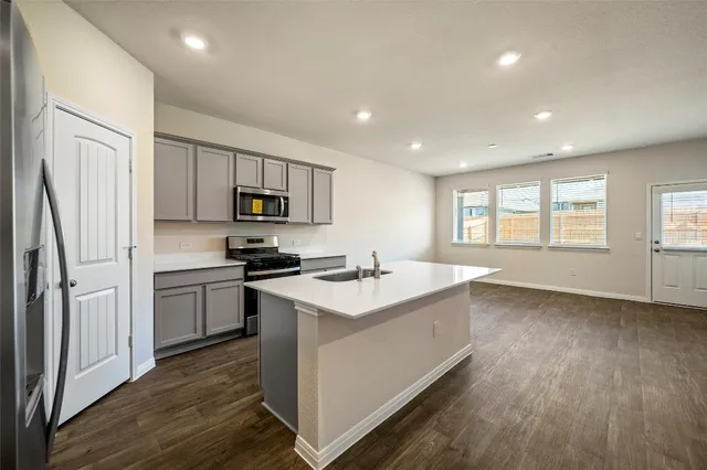 $1,950 | 224 Kickapoo Lane, Kyle, TX 78640