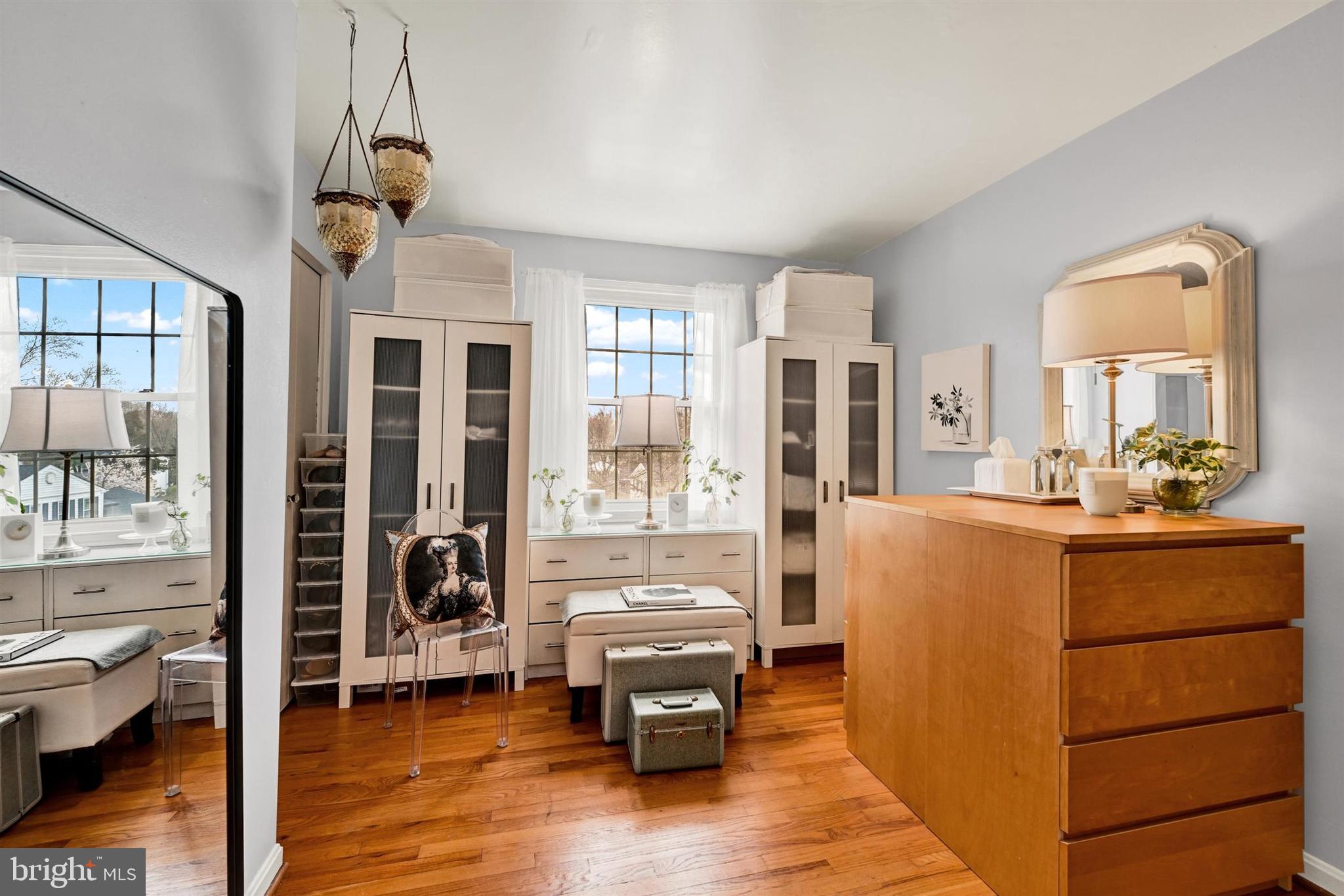 9206 Muskogee Place Adelphi, MD 20783 - Photo 23 of 43 a living room with furniture and a wooden floor