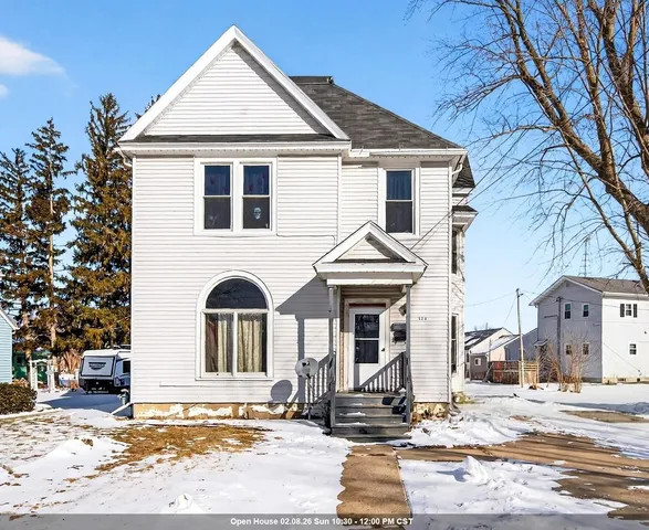 $220,000 | 328 East Fond Du Lac Street, Ripon, WI 54971