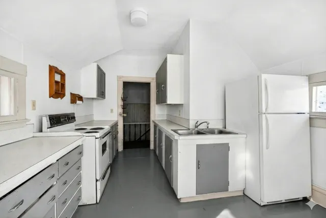 $220,000 | 328 East Fond Du Lac Street, Ripon, WI 54971