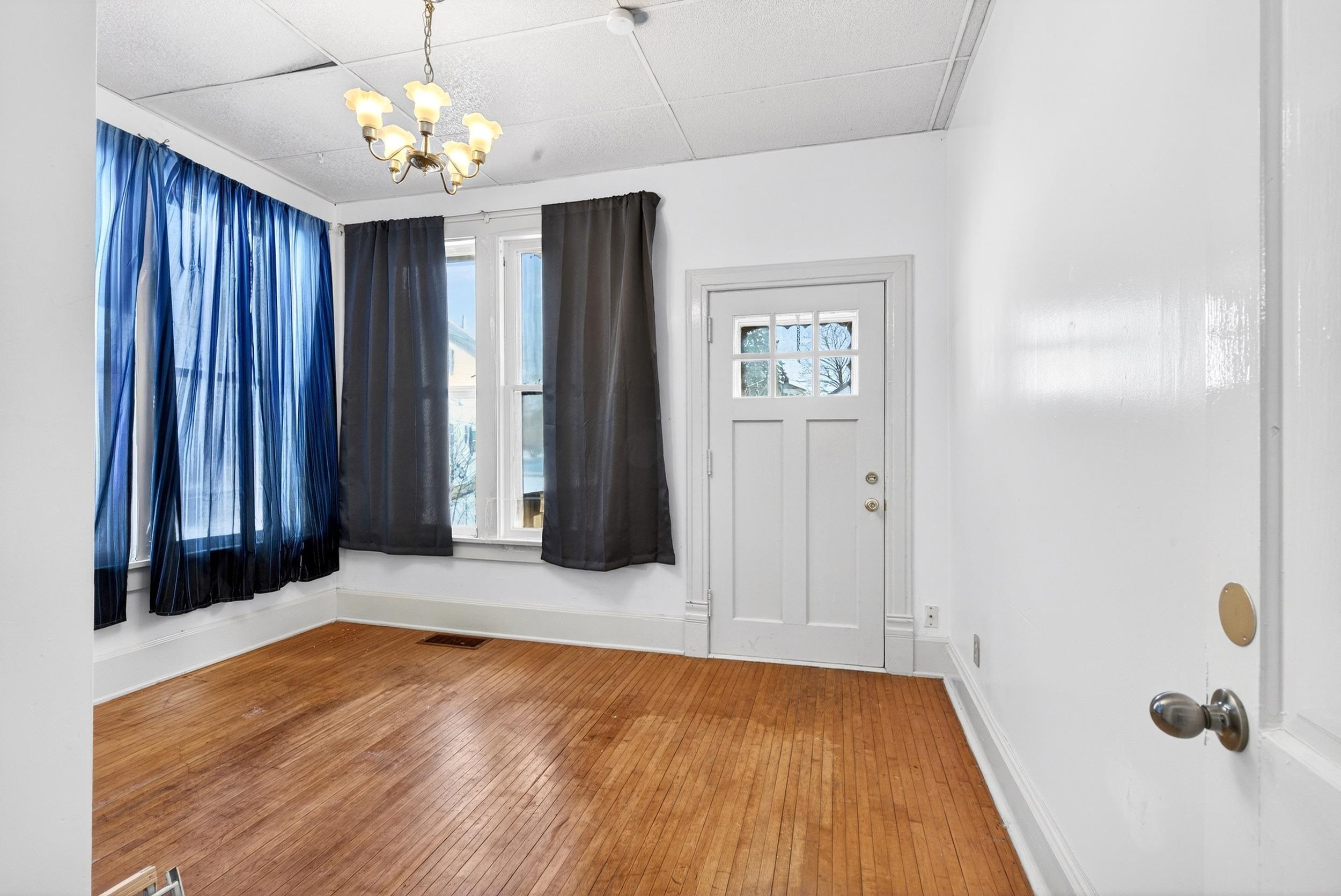 328 East Fond Du Lac Street Ripon, WI 54971 - Photo 7 of 20