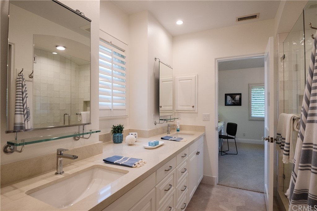 587 26th Street Manhattan Beach, CA 90266 - Photo 26 of 33