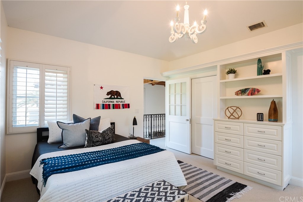 587 26th Street Manhattan Beach, CA 90266 - Photo 28 of 33