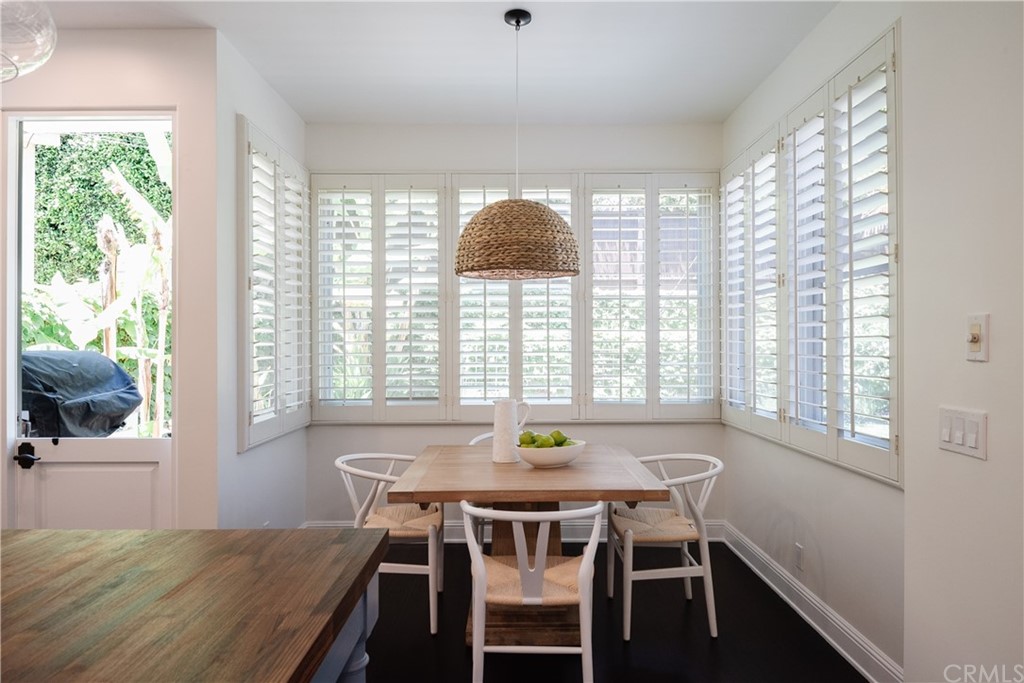 587 26th Street Manhattan Beach, CA 90266 - Photo 9 of 33