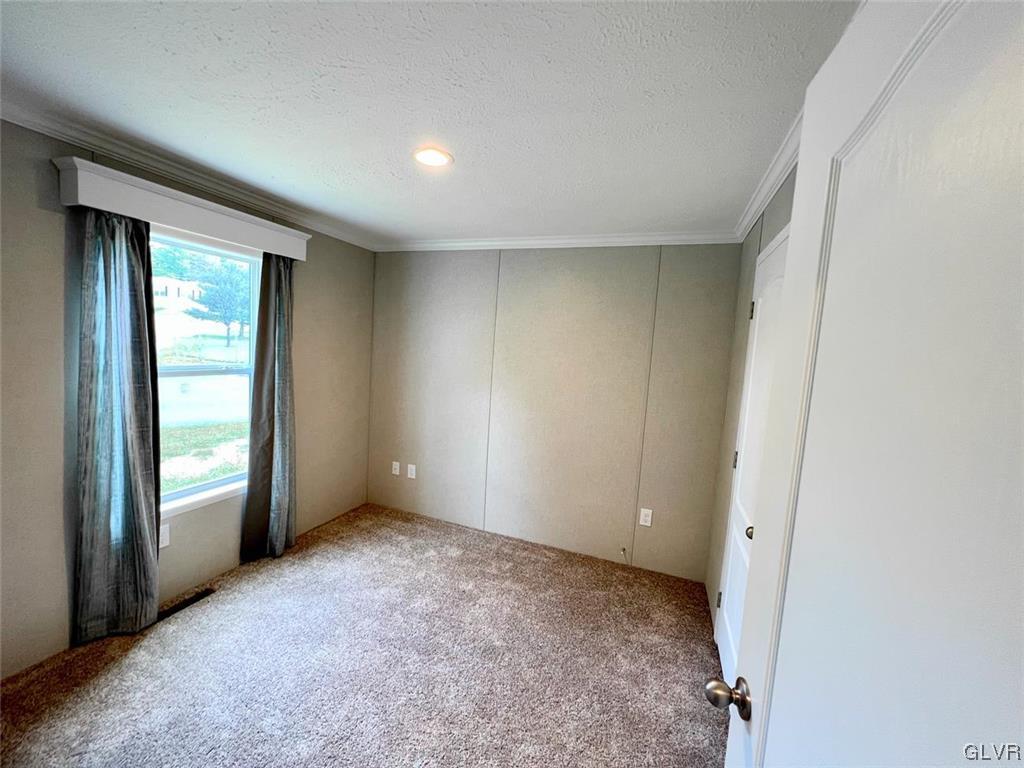 139 Country Club Road, Unit WHS108 Northampton, PA 18067 - Photo 5 of 7 an empty room with windows and closet